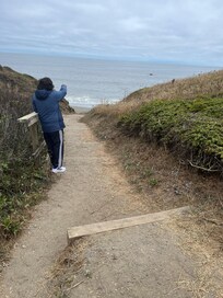 Pinnacle beach hike