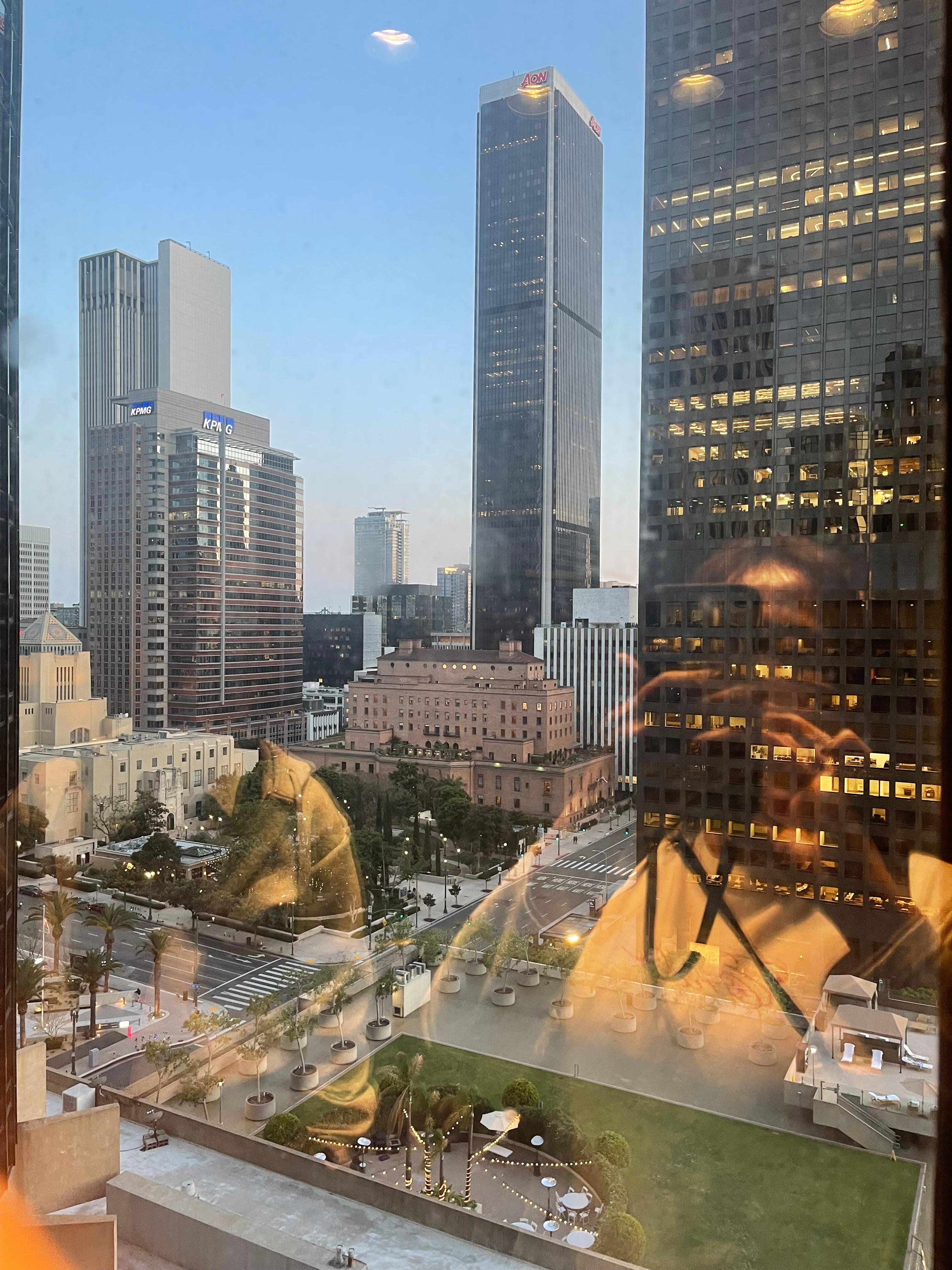 エレベーターからの外の風景