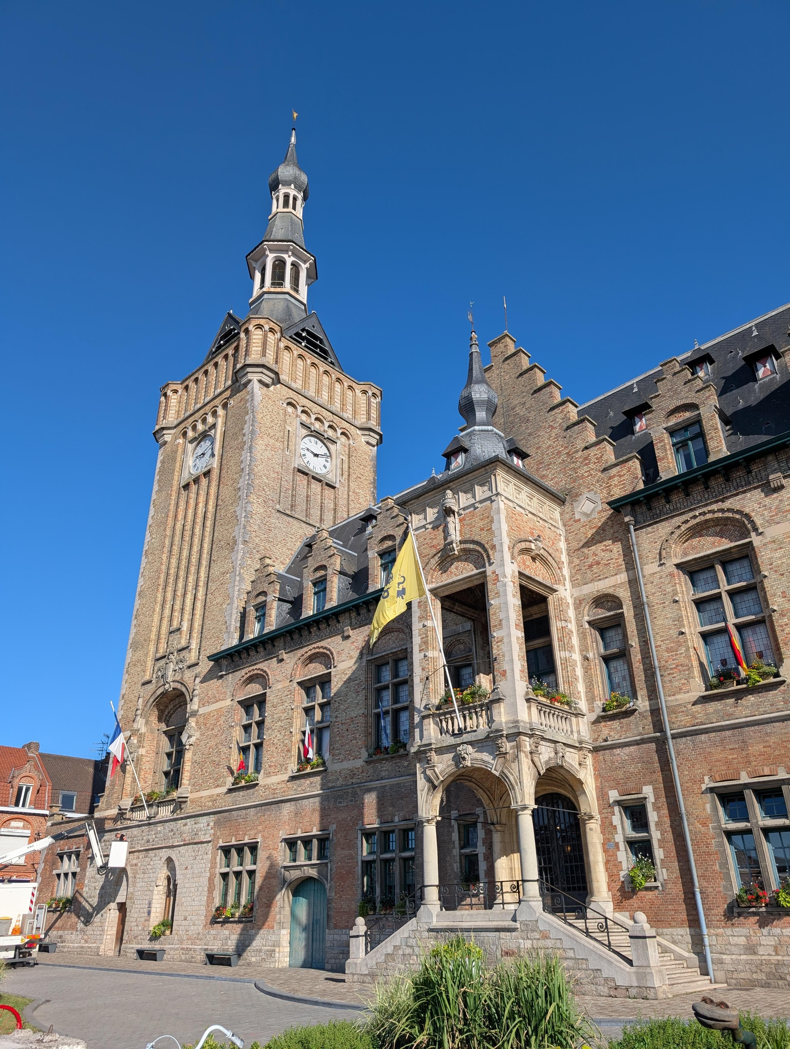 Bailleul town centre is gorgeous and easy to walk or cycle to