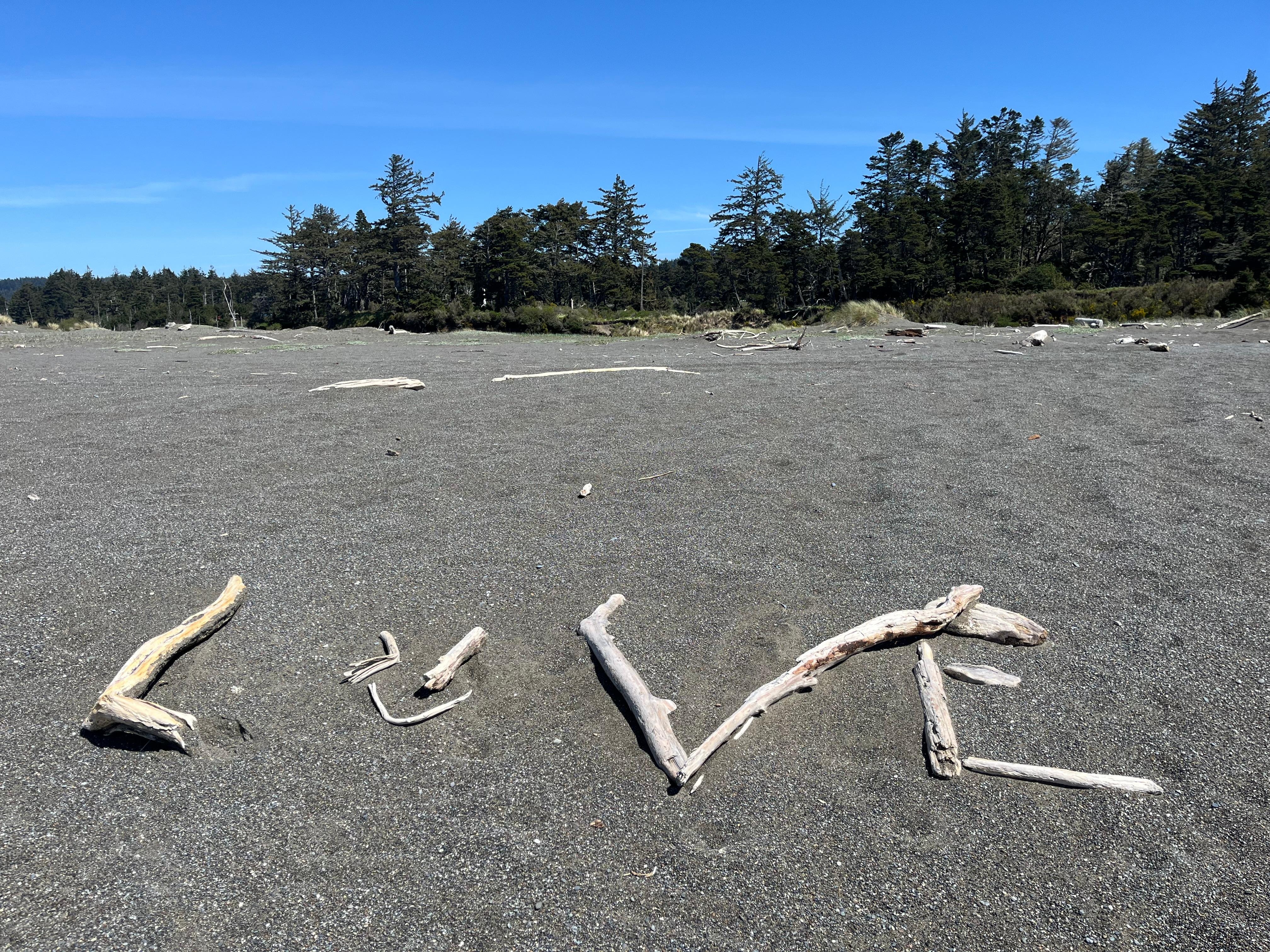 Beach at Tseriadun day use