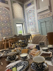 Breakfast room