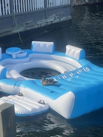 The leader gets to lounge