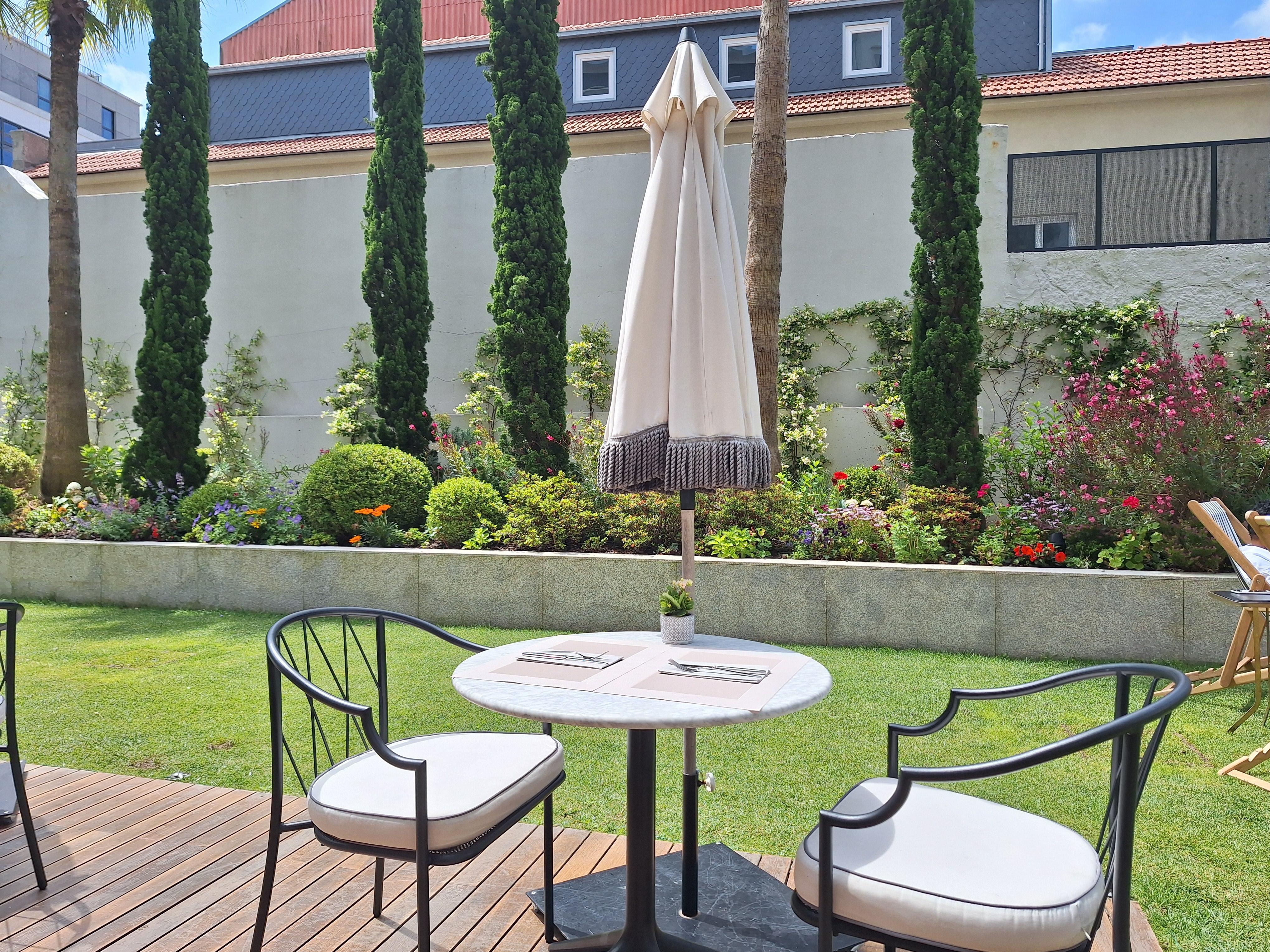 Terrace / garden