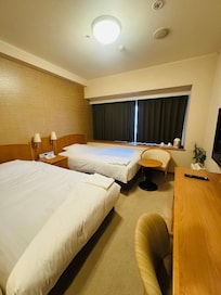 テレビも大きく、好きなアイドルのコンサートを見て満喫しました。