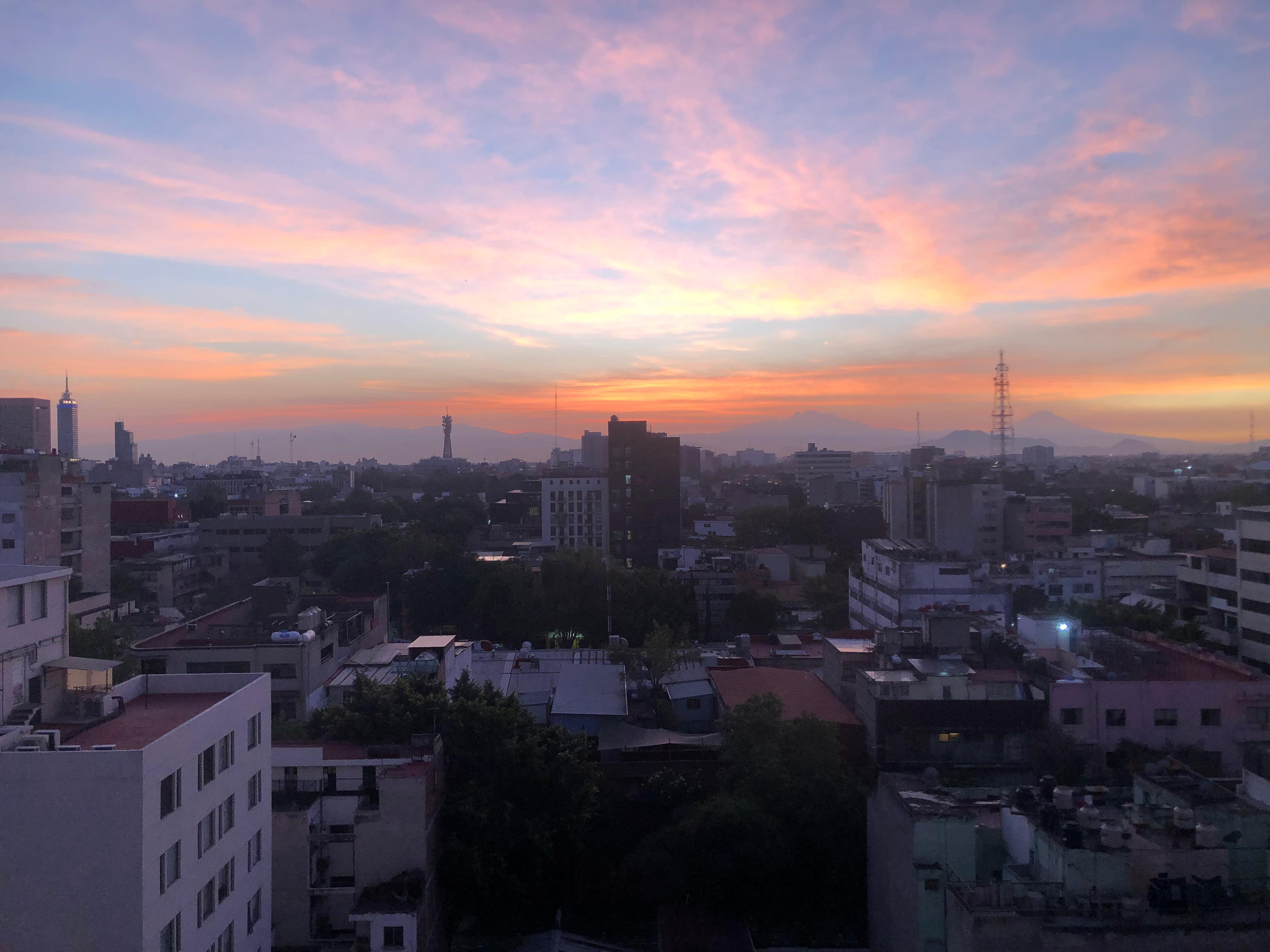 Amanecer desde la habitación.