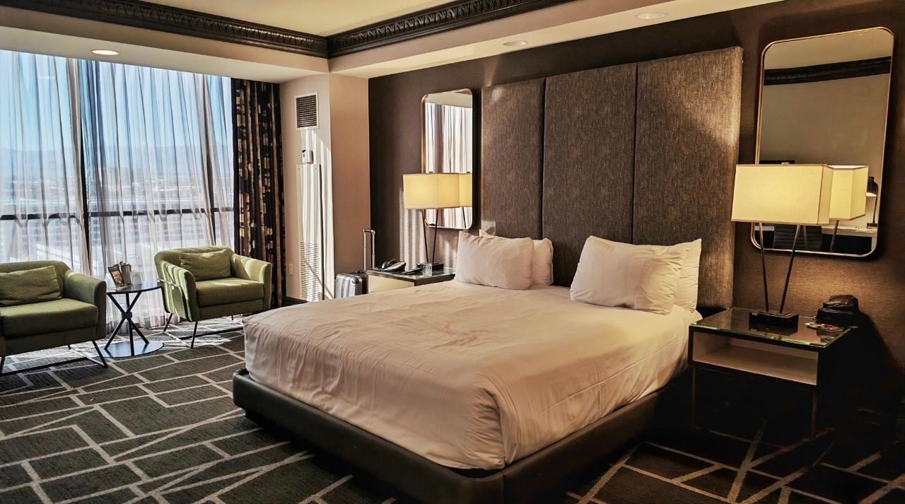 Habitación limpia, elegante y muy cómoda! 