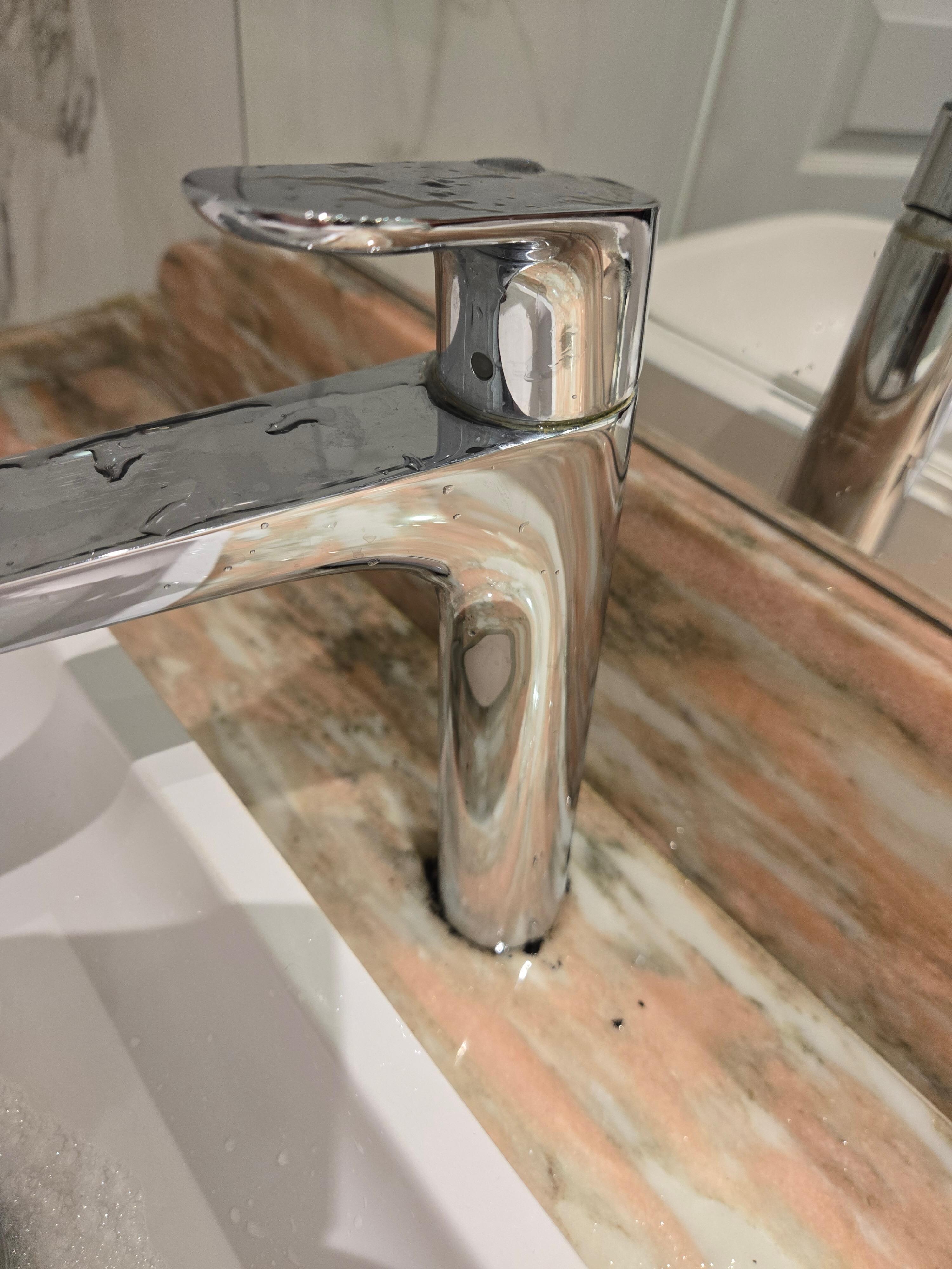 Mold need maintenance 
