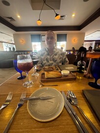 Dinner at Papparazzi