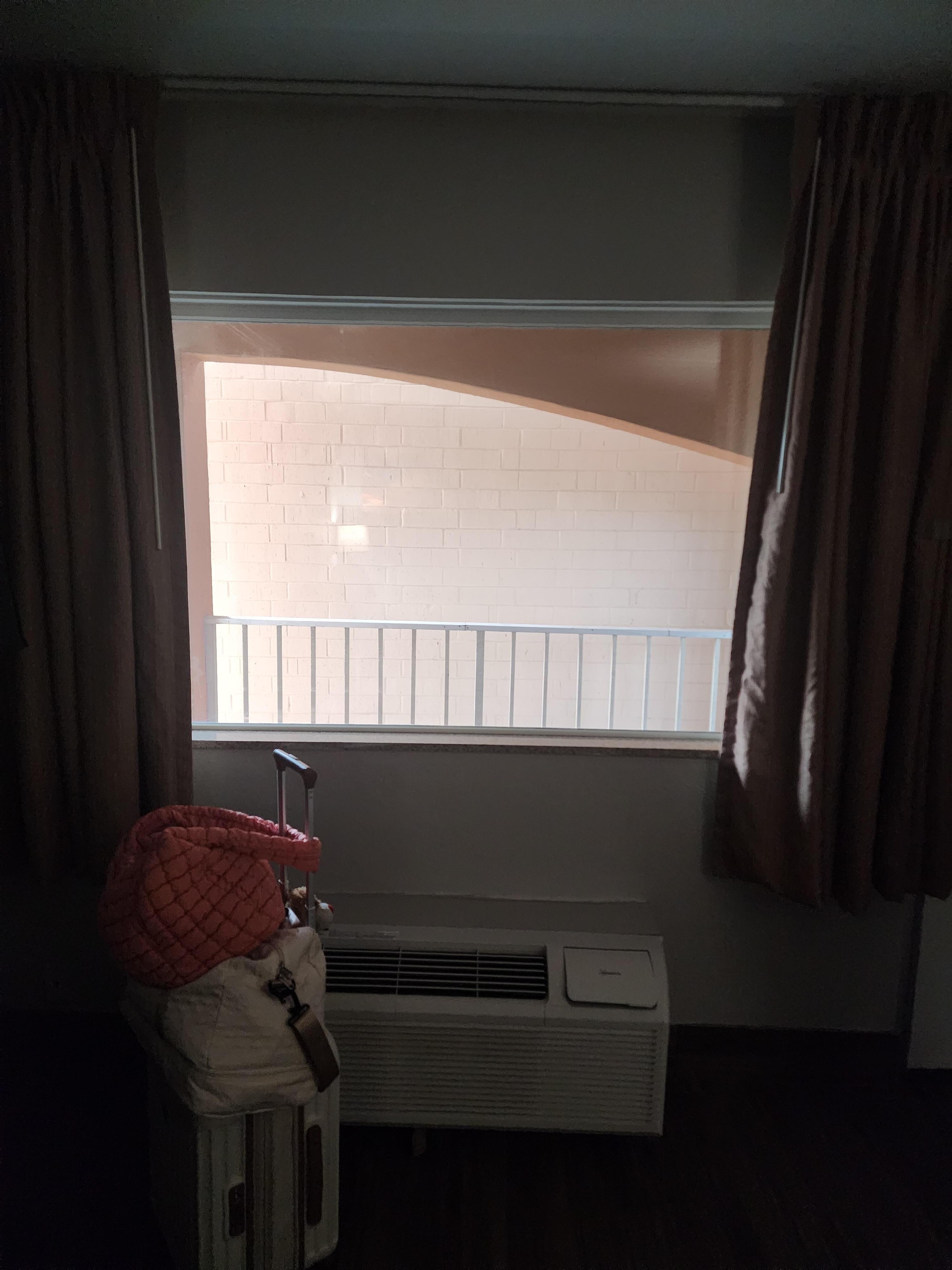this is supposed to be a partial ocean view as you can see there is no ocean view at all