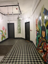 Floor, walls, dirty an elevator that doesnt work