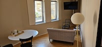 Sitting room with TV