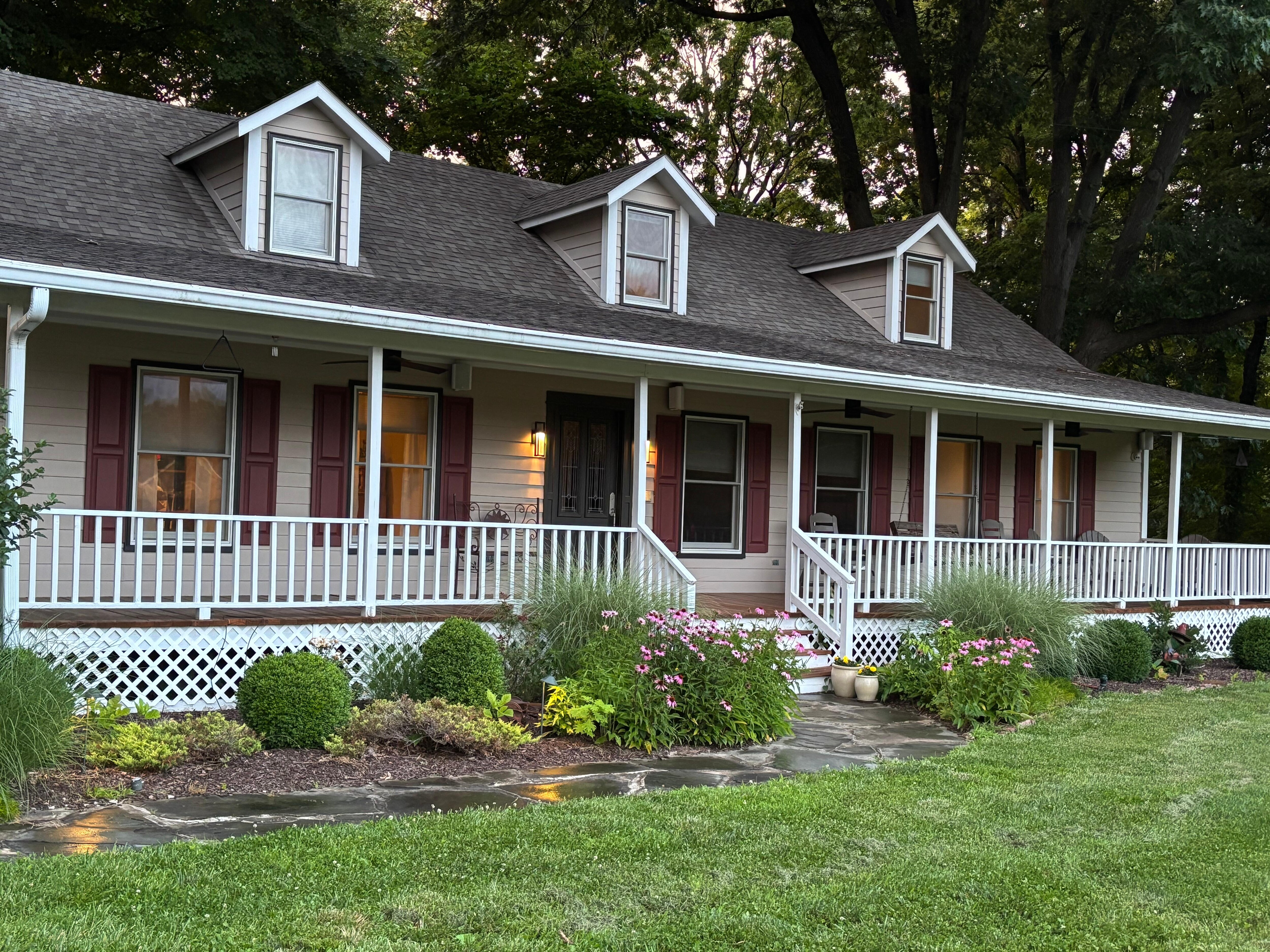 Beautiful Pointer House.
