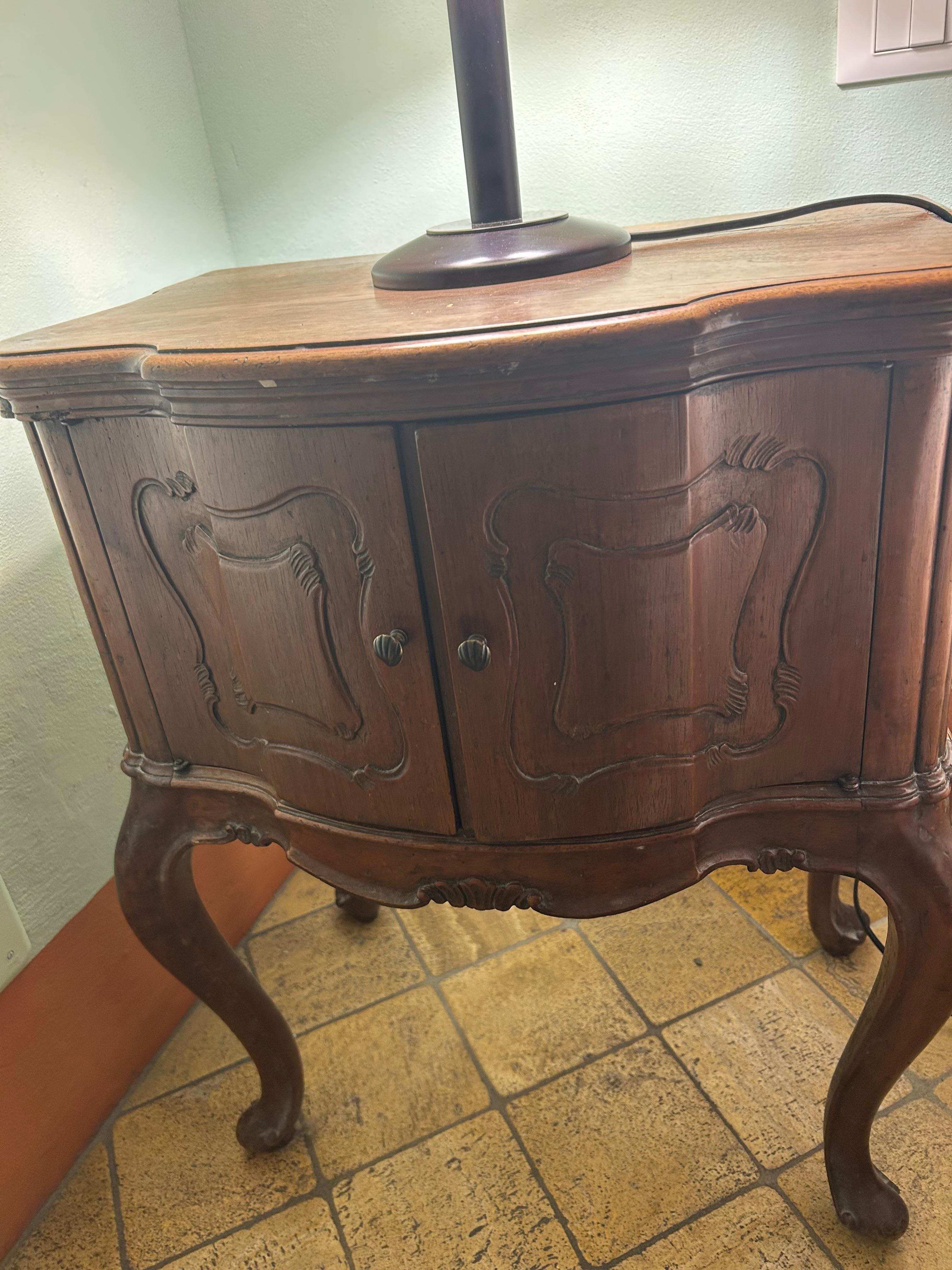 So antique