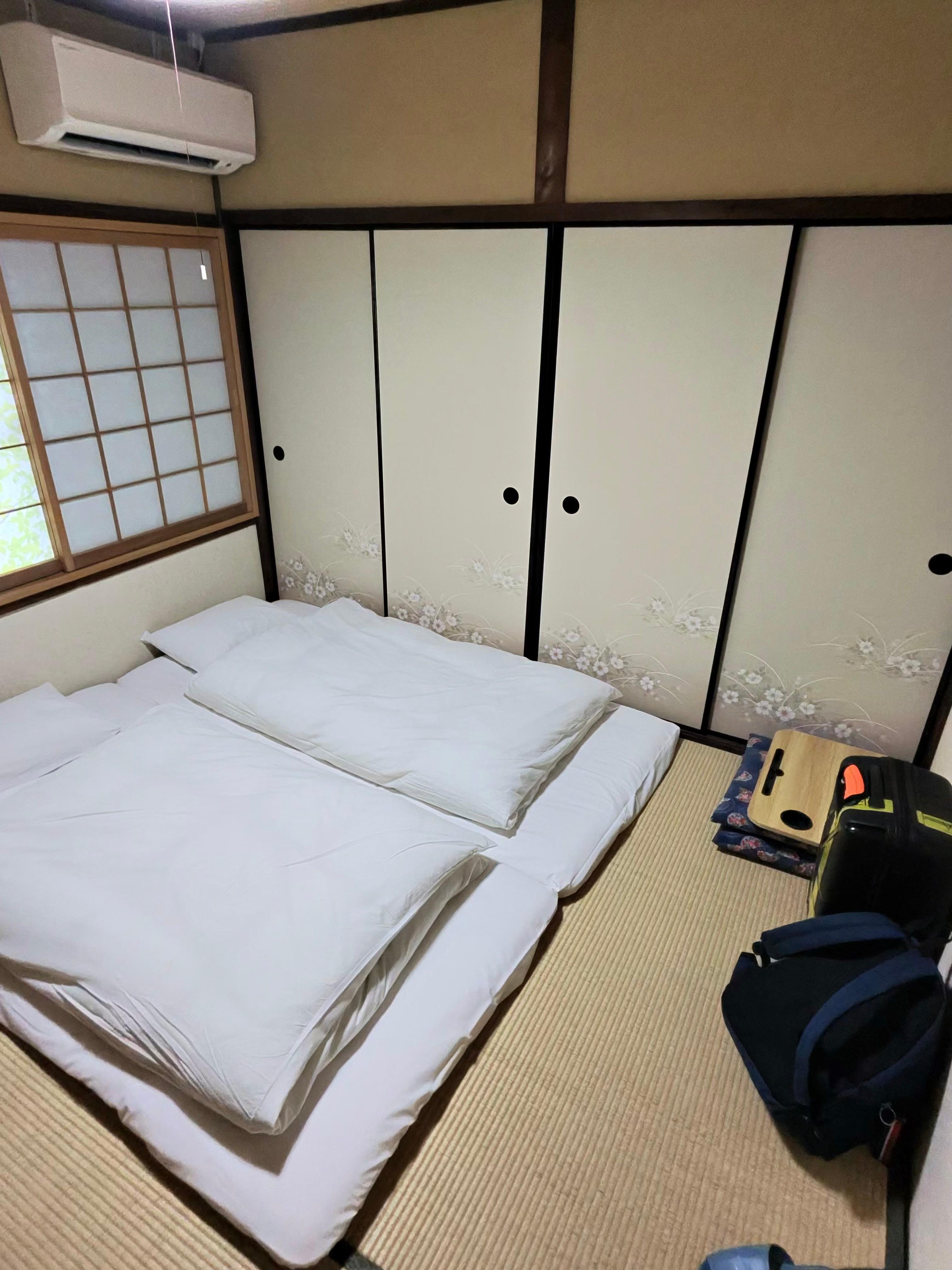 The rooms were comfy and climate controlled. Sleeping on the futons was great 