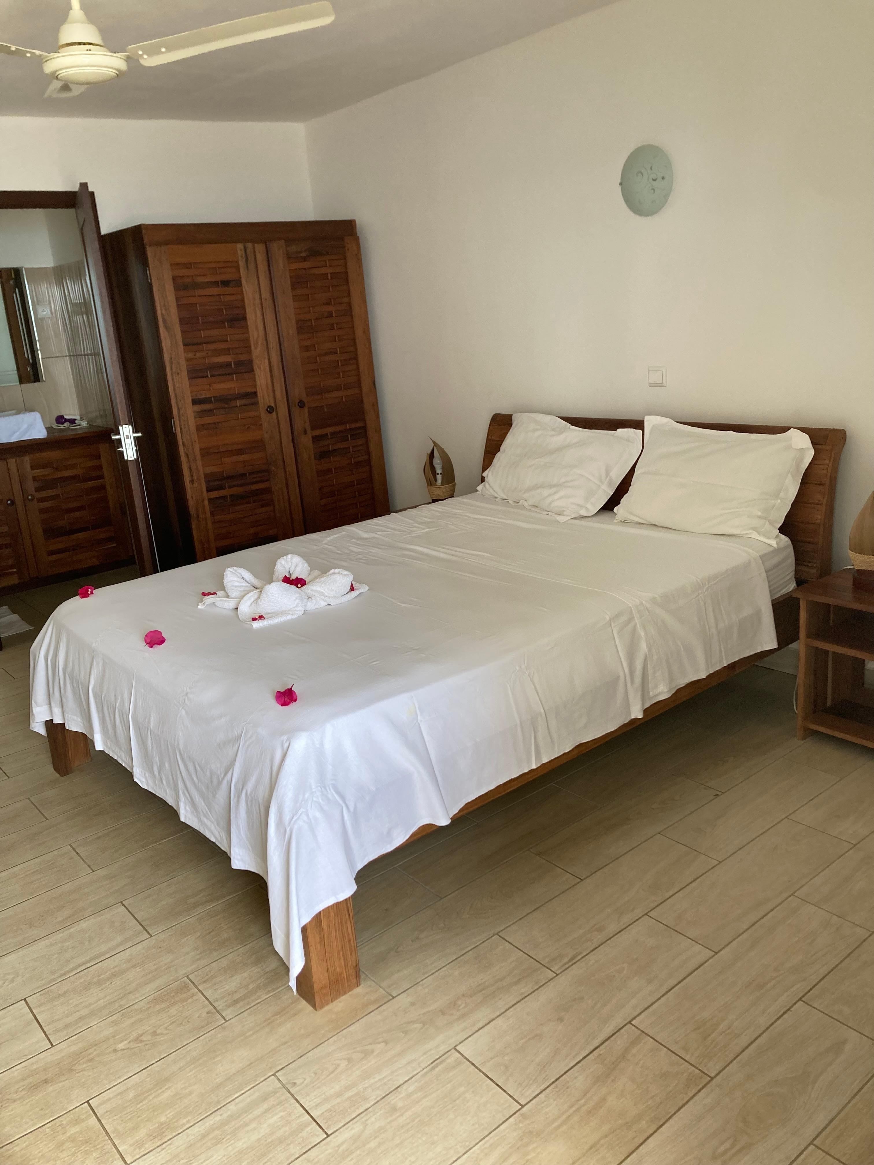 Chambre accueillante et spacieuse 