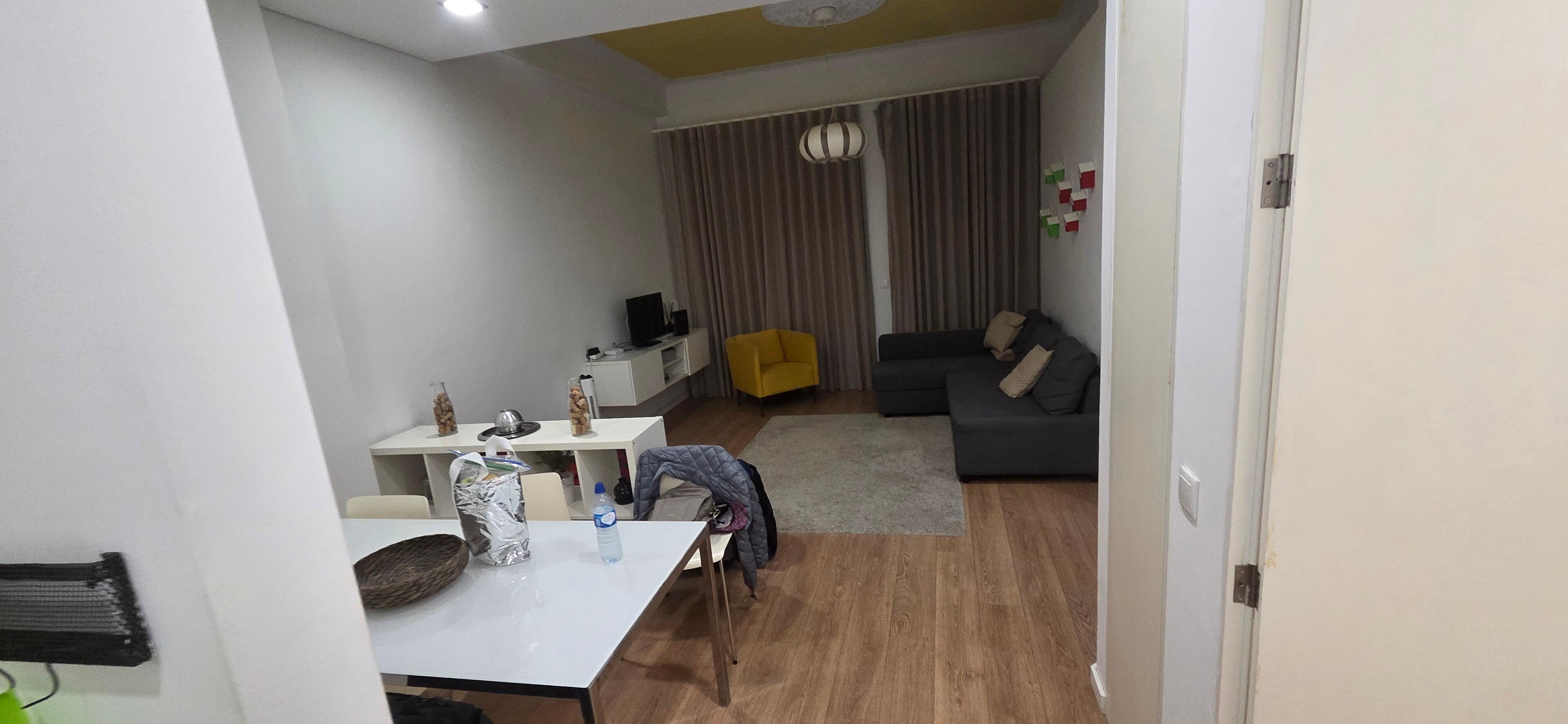 Entry to Dining and living room