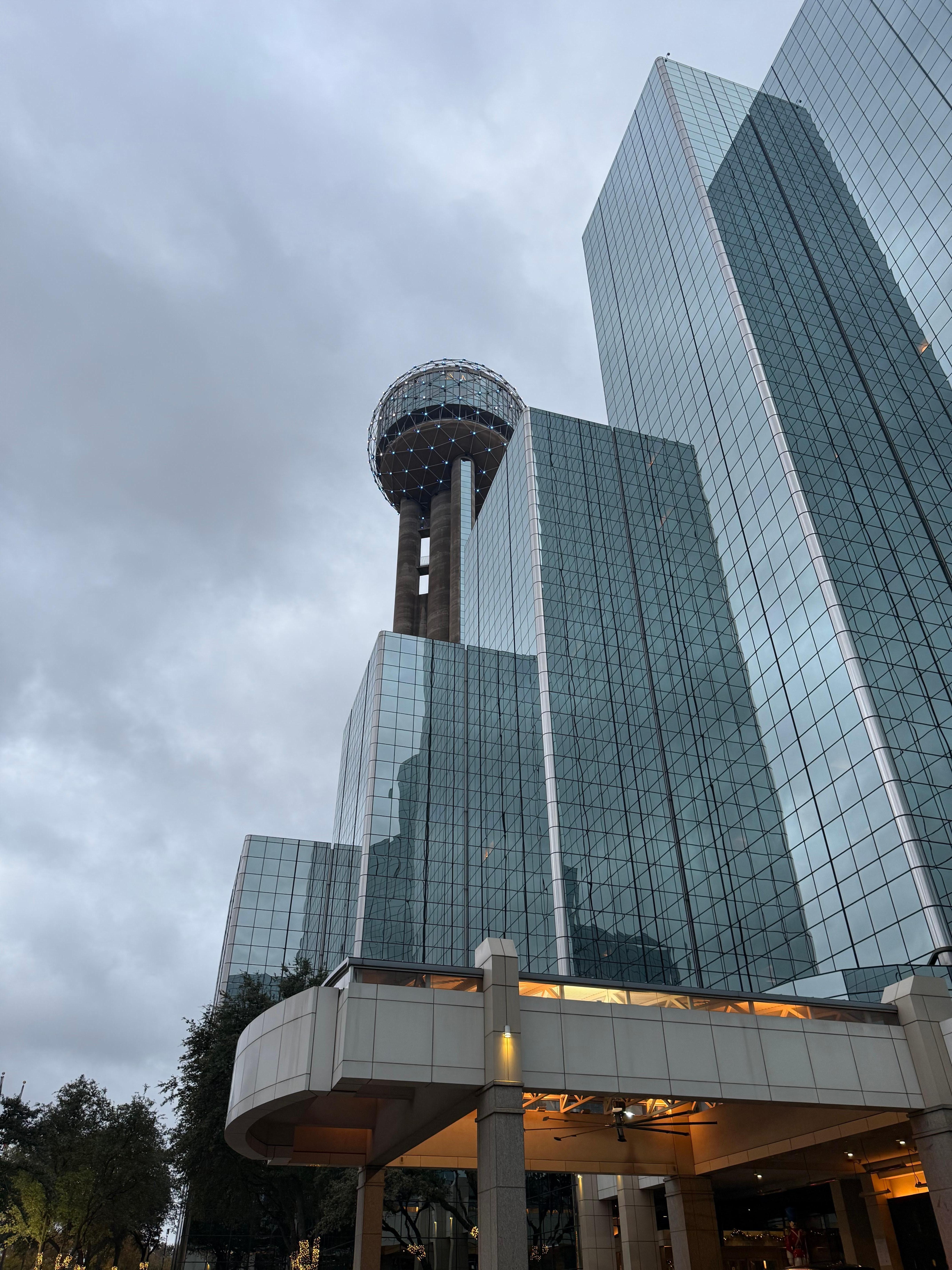 Hotel Hyatt regency right next to reunion tower