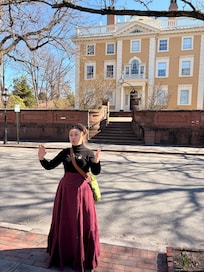 Historic walking tour an easy Uber ride away which I would highly recommend. There was also an outstanding Italian grocer near the VRBO.
