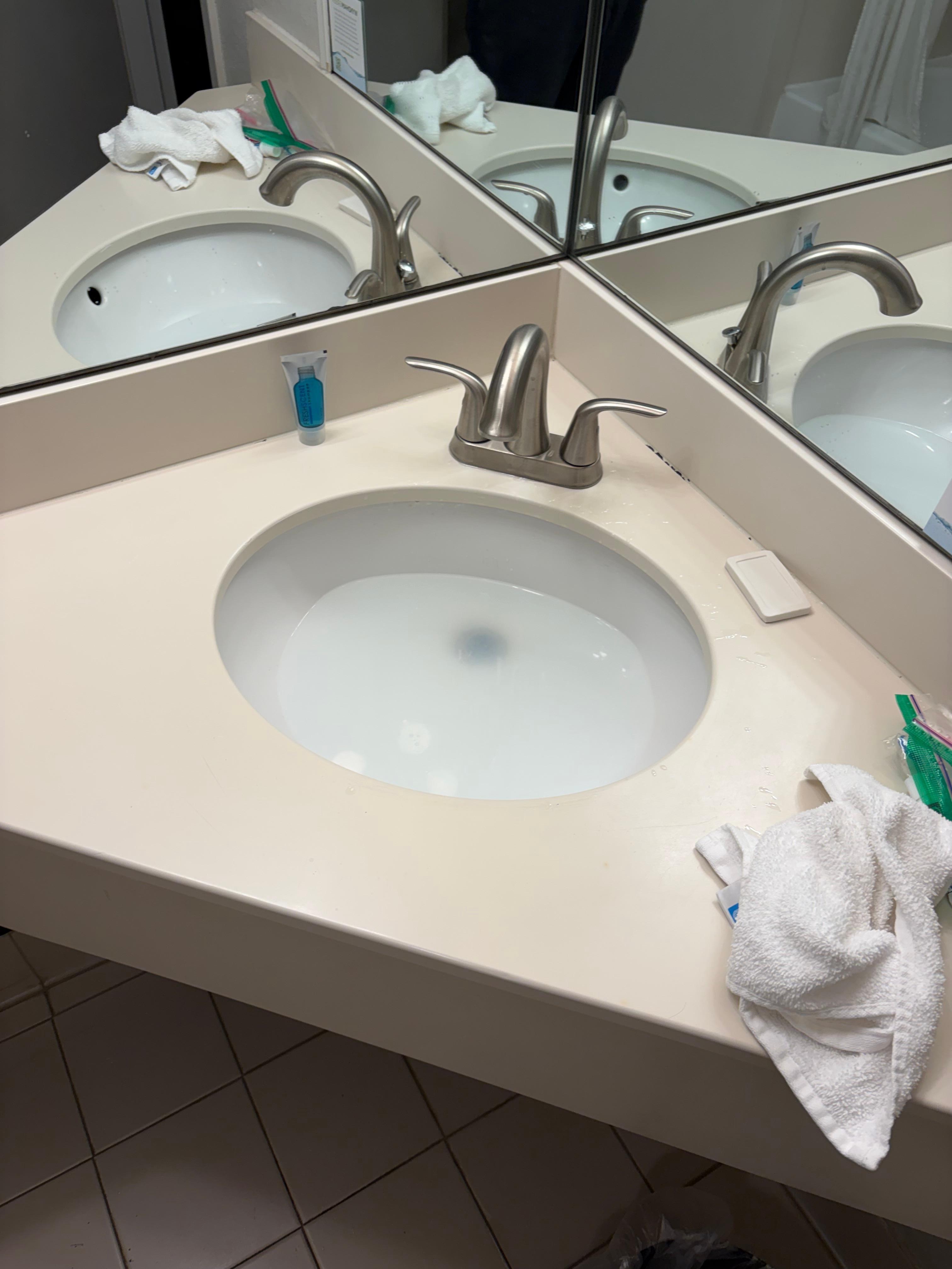 Maintenance guy came by and stated “nothing I can do.” 