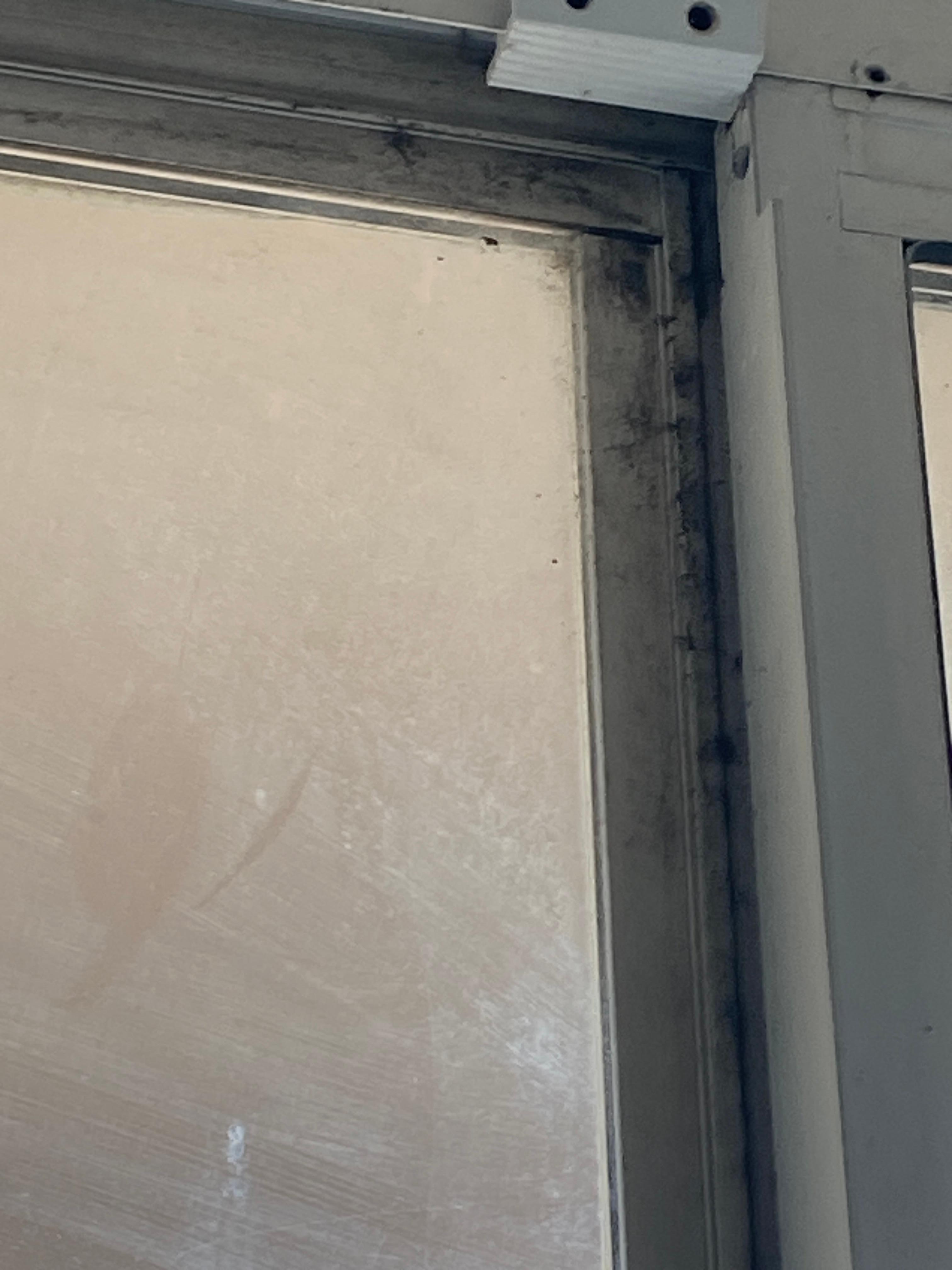 The window is dirty!