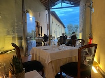 restaurant ambiance
