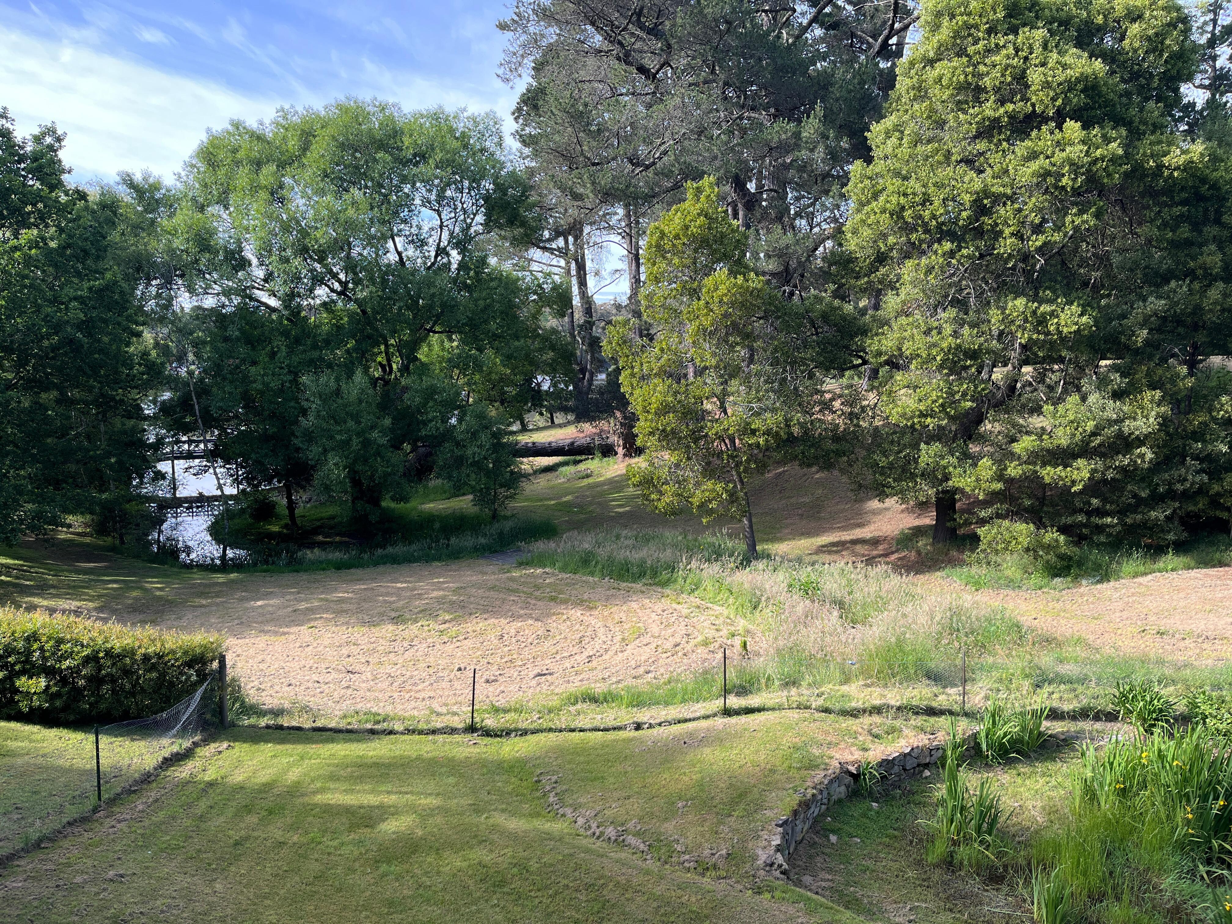 Lake visible from the lounge and bedroom 