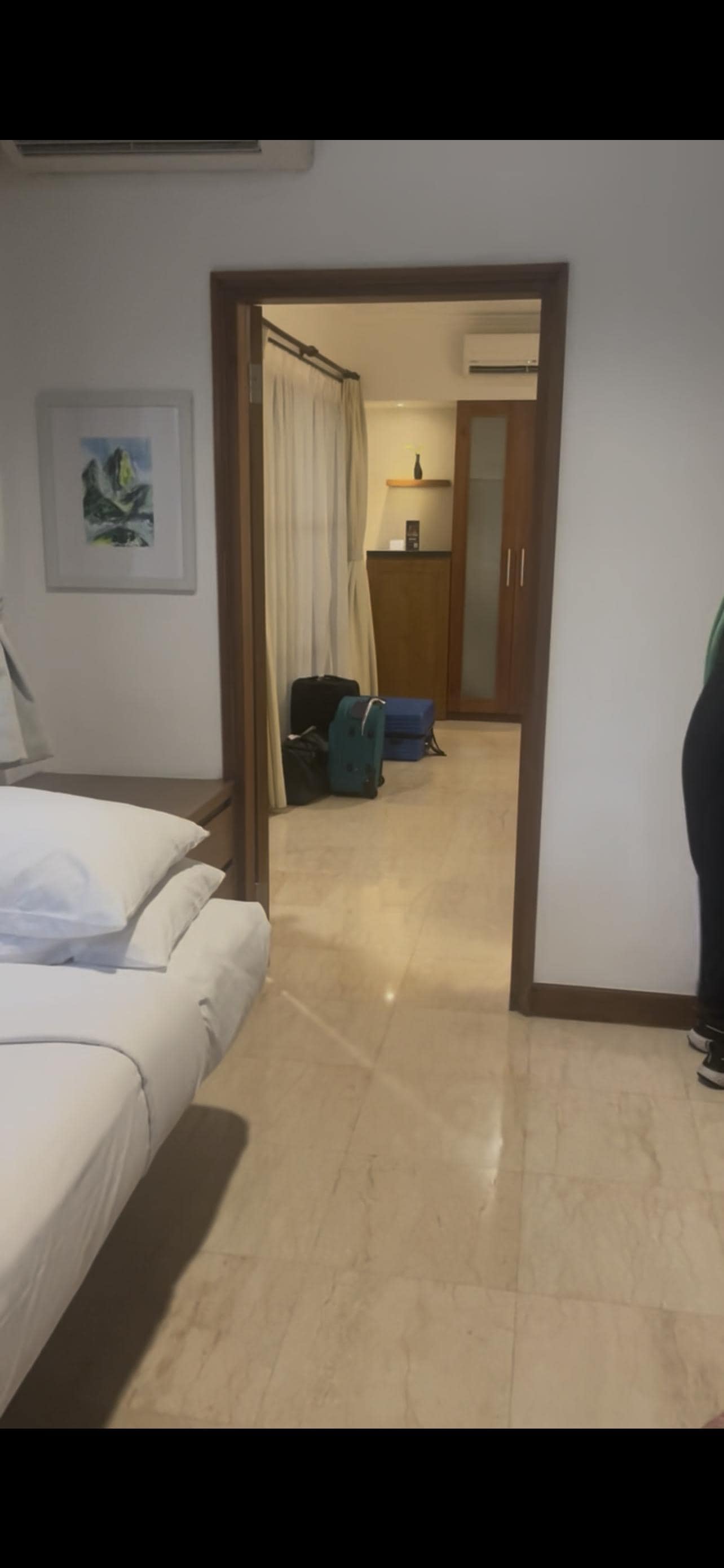 Garden deluxe bungalow first room (single bed/foyer)