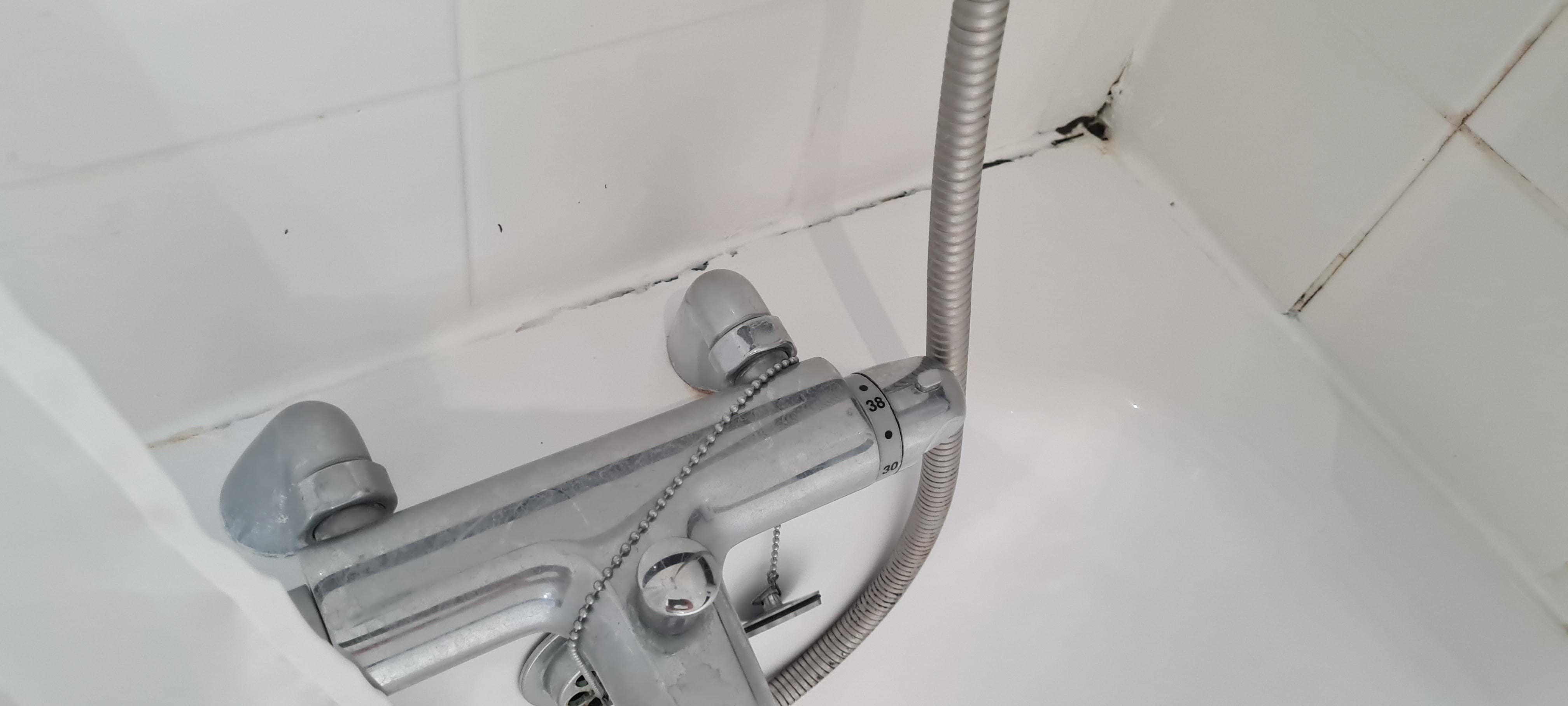 Bath grime