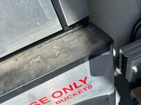 Filthy ice dispenser