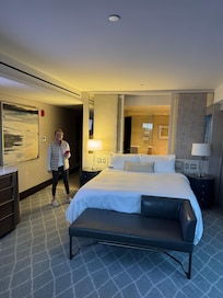 Good corner room with good space.