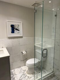 Exquisite bathroom