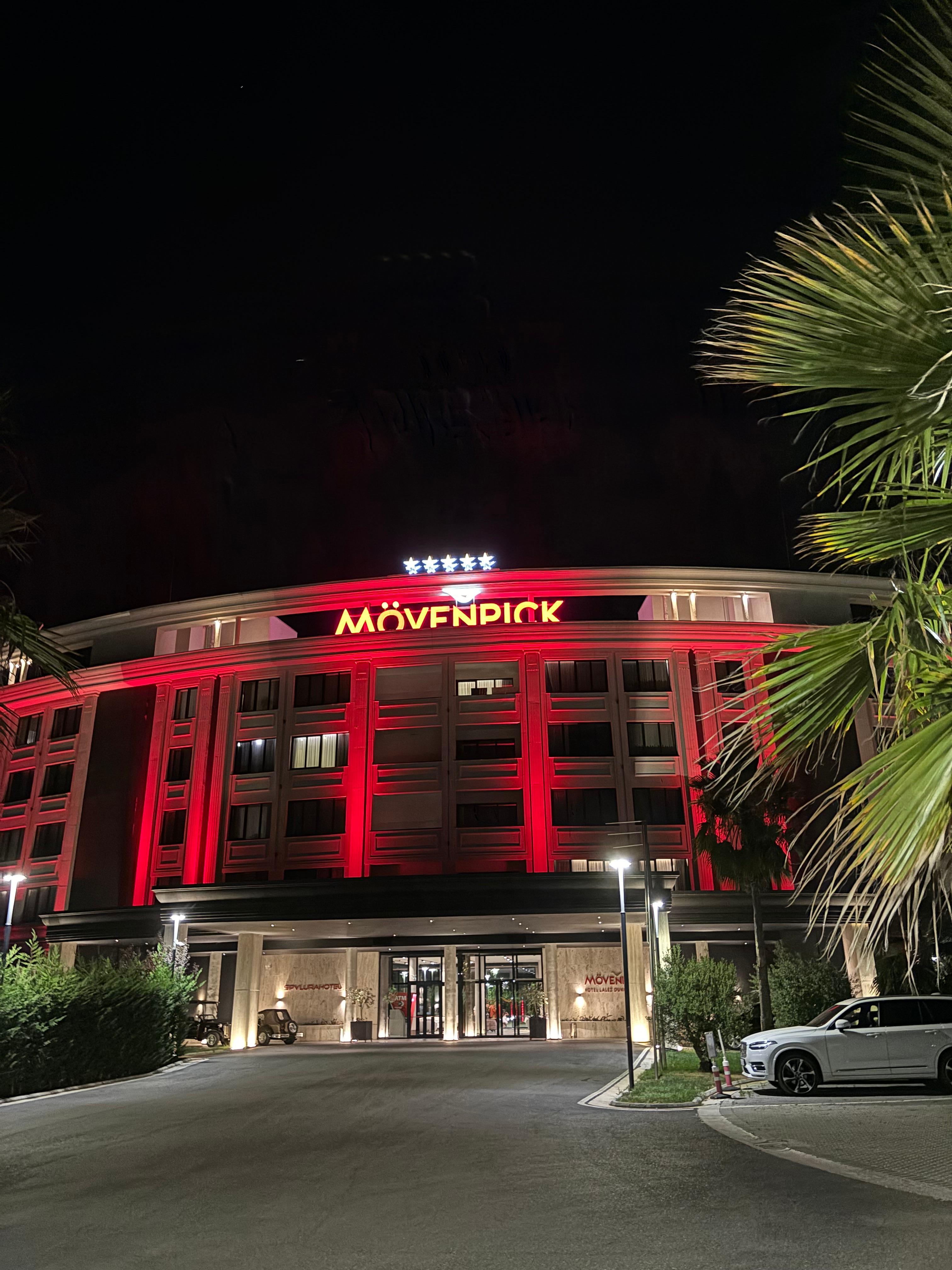 The front of the hotel.