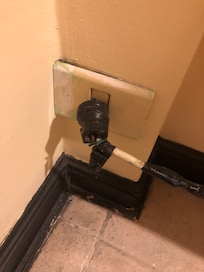 Electric plug is not intact