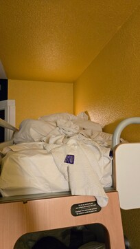 Upstairs was left like this after housekeeping every time.
