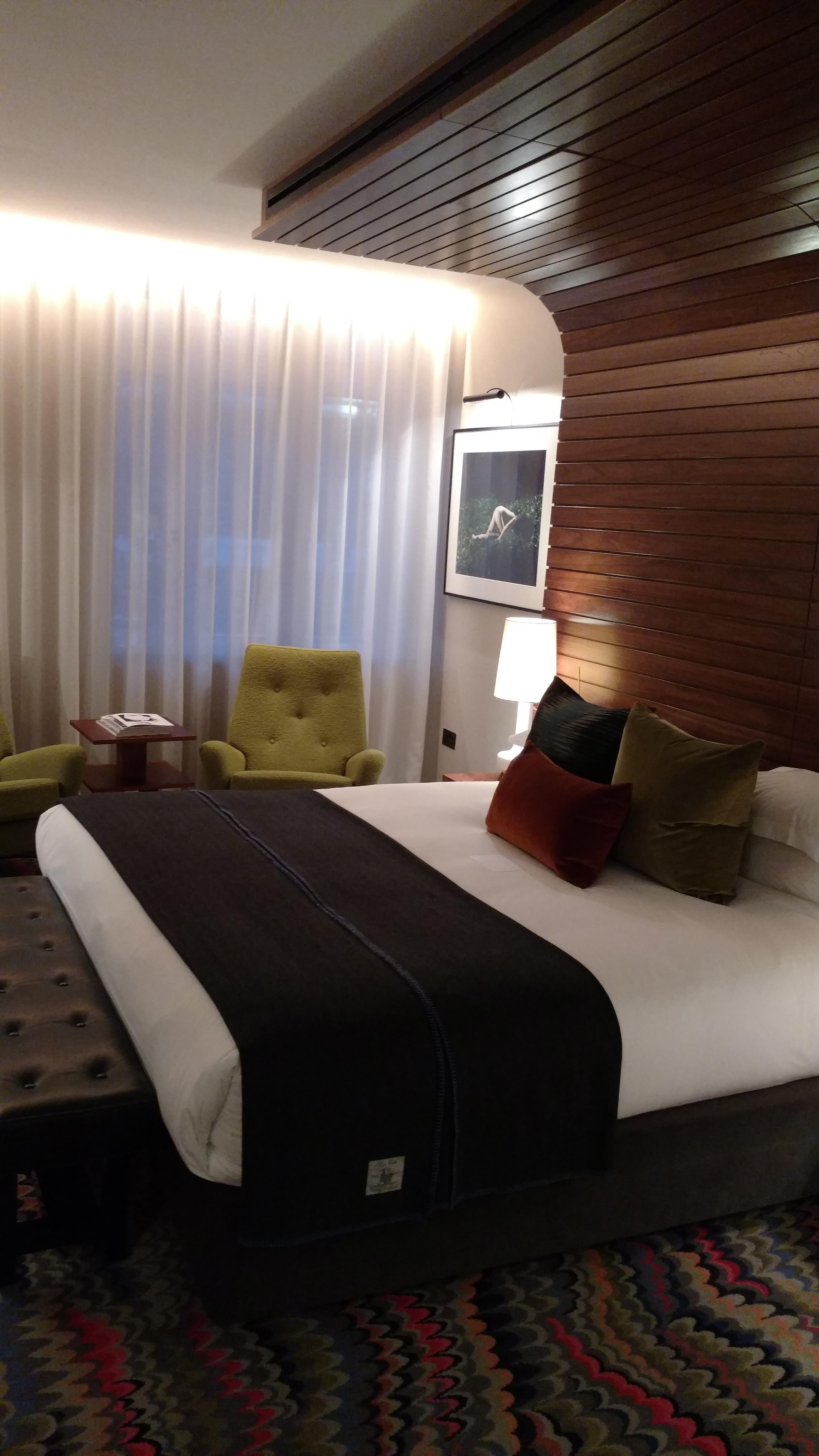 large comfortable room