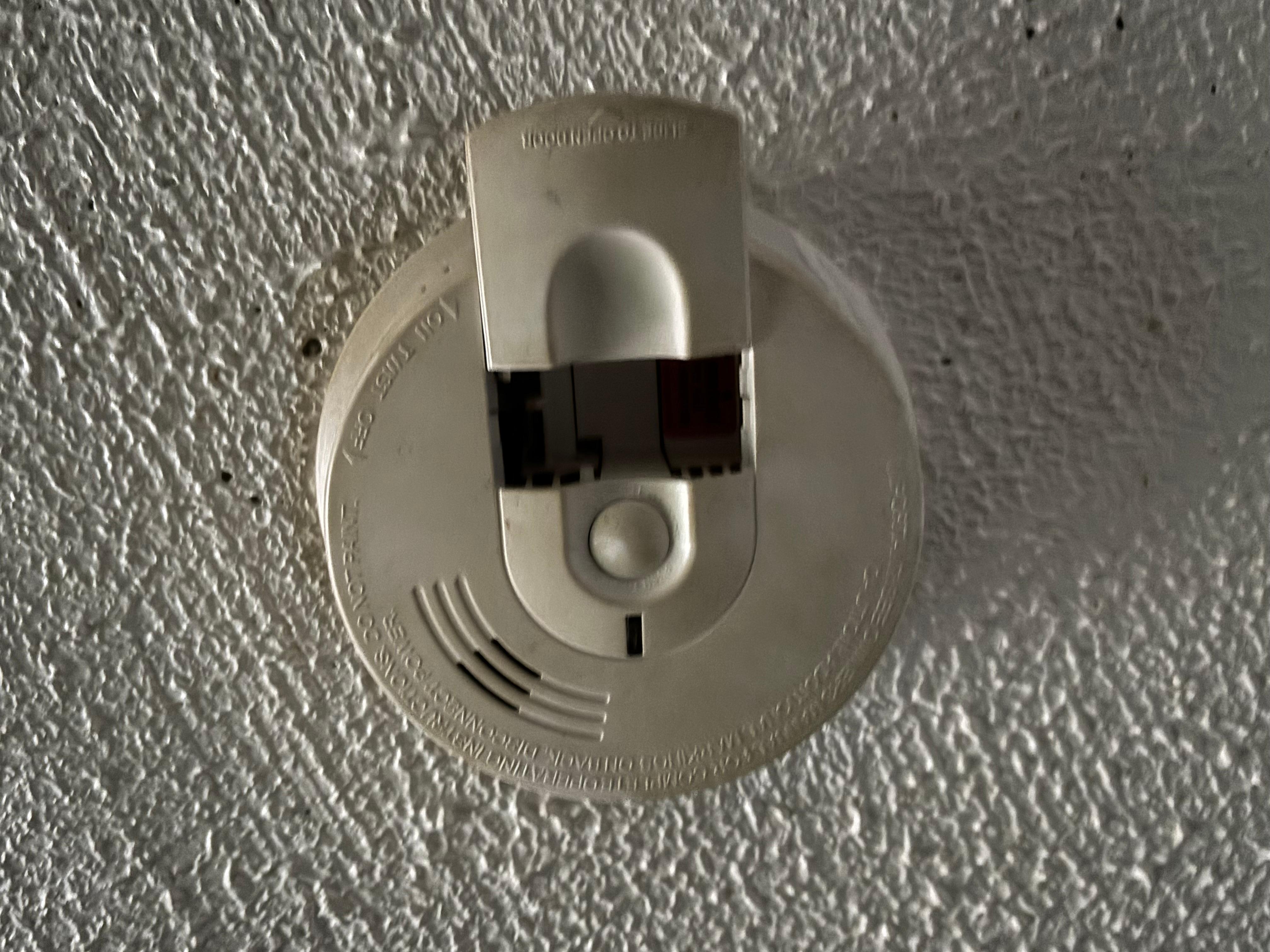 Smoke alarm didn’t even have a battery