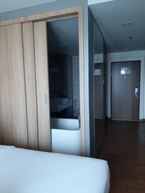 Mycket trevligat rum och skön säng