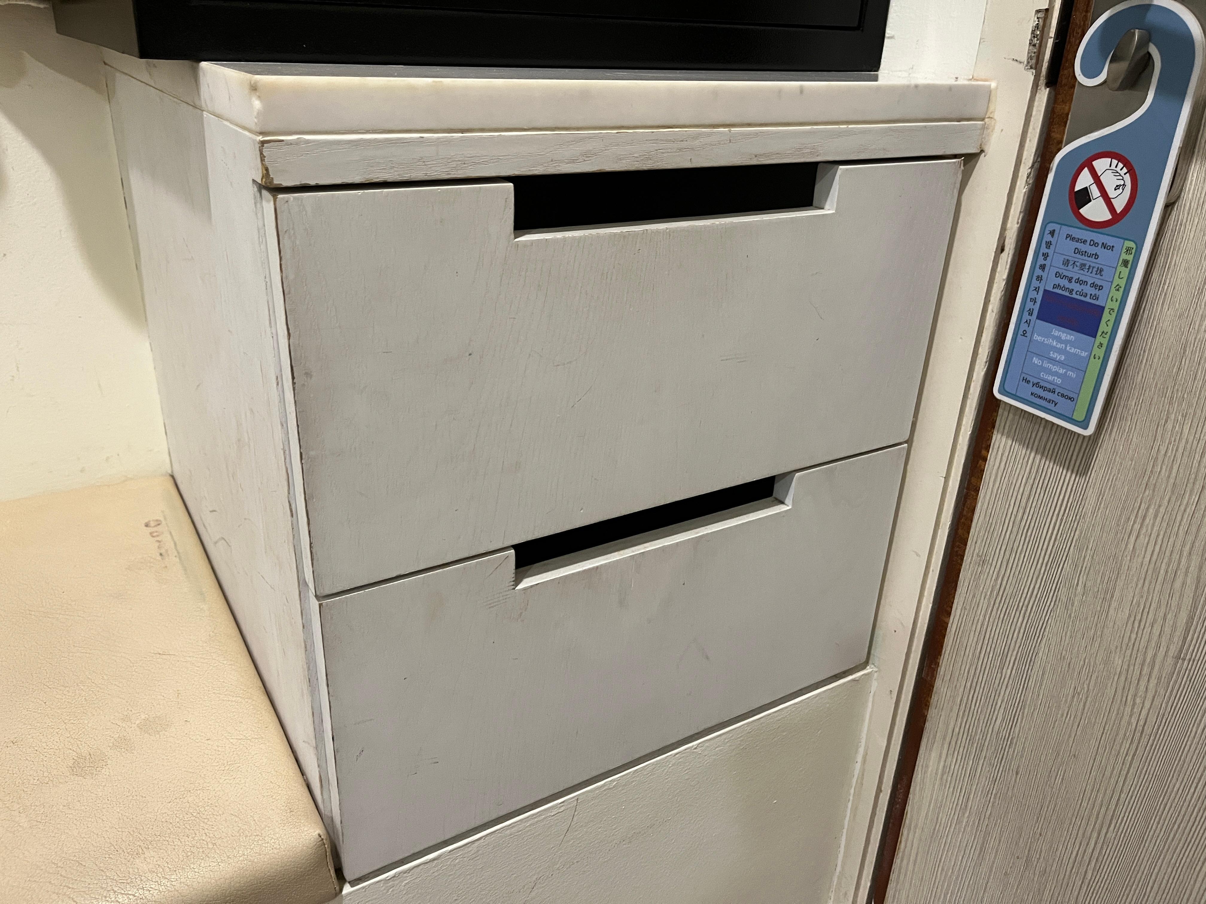 Set of drawers