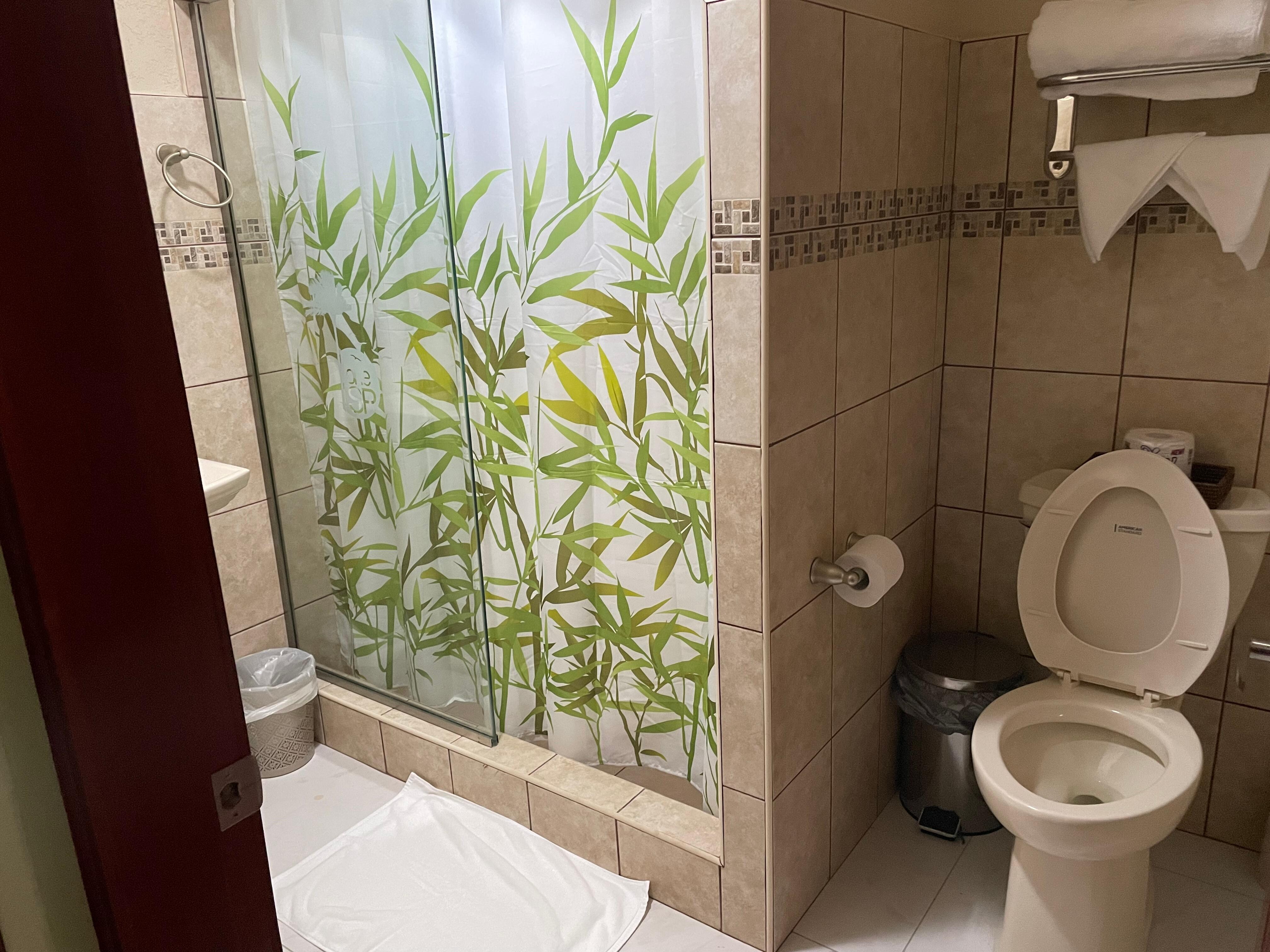 No complaints about the bathroom. 