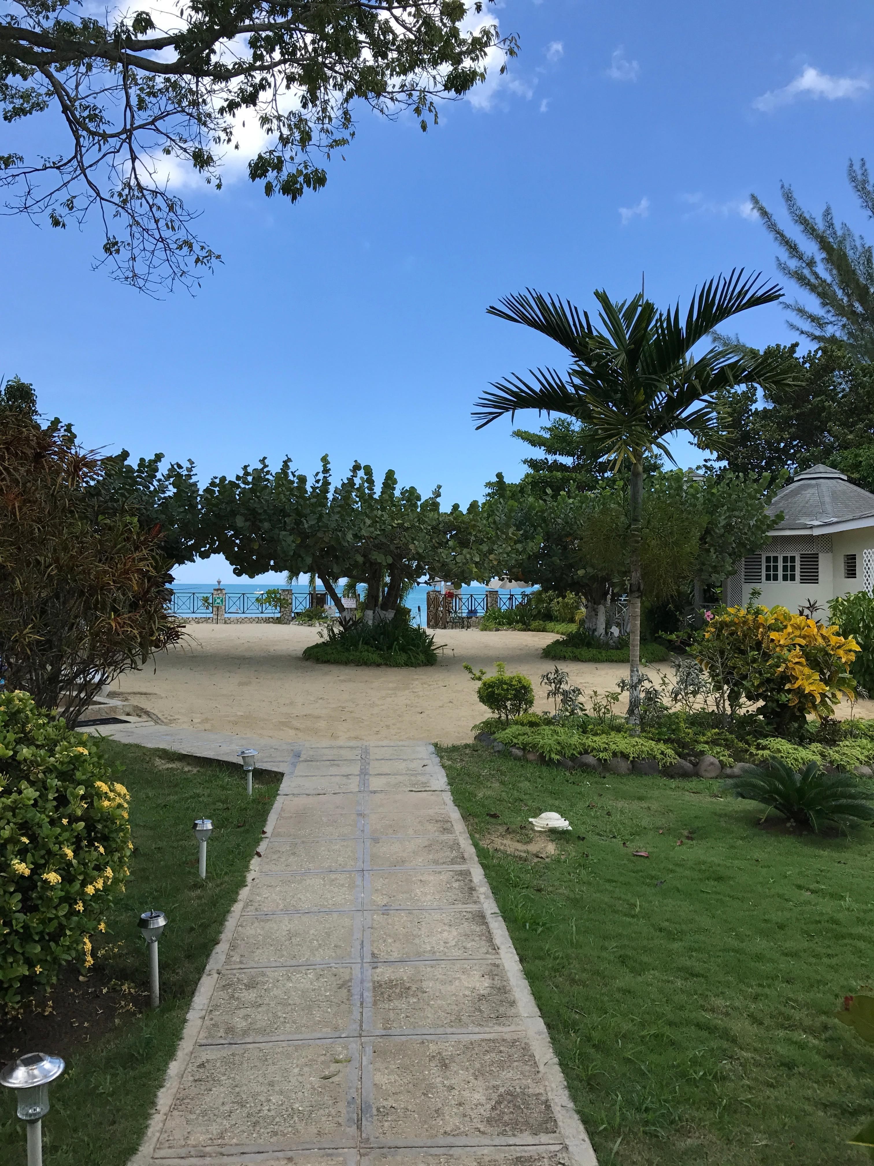 Beach Courtyard