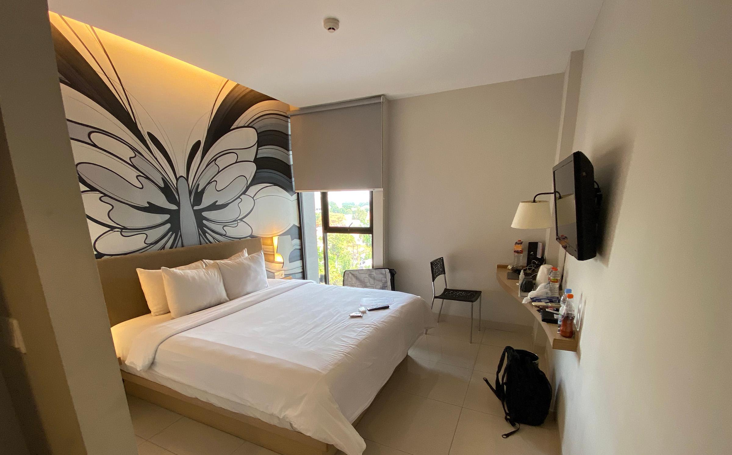 Artotel Surabaya room