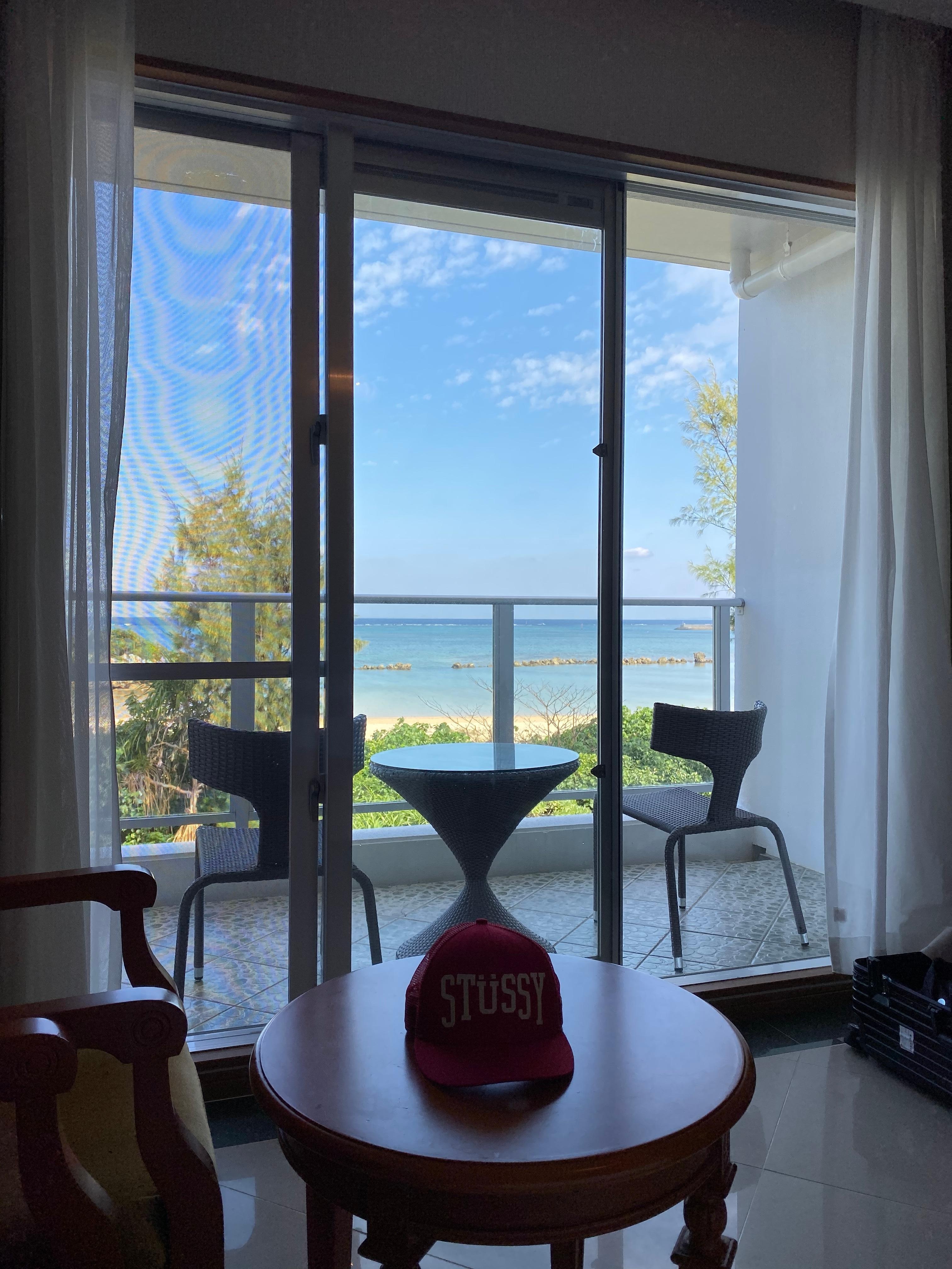 躺在床上就有海景