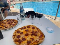 Restaurent ved den ene pool.