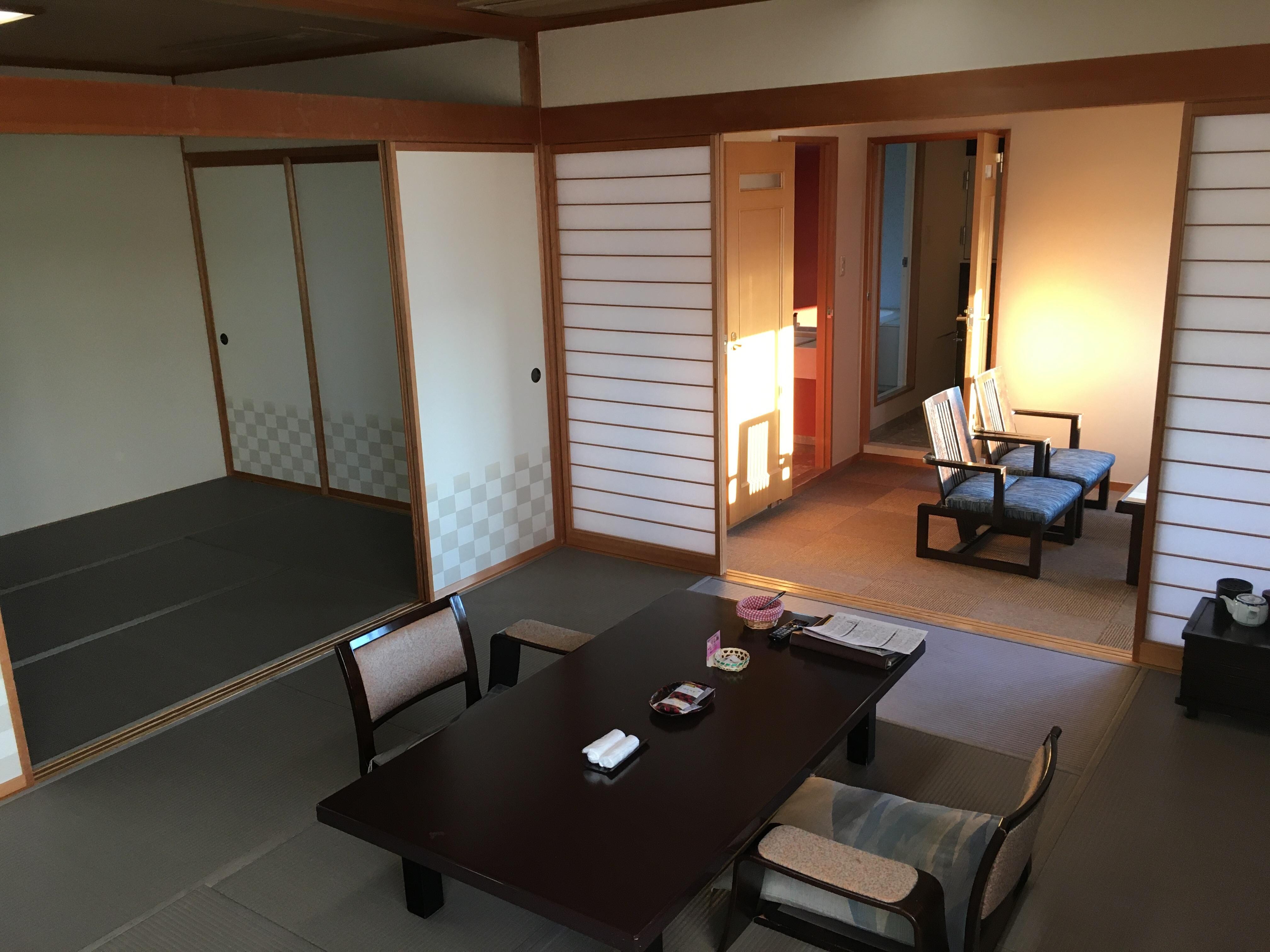 Doppio salotto e camera da letto (futon)