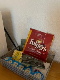 Café ouvert et sans gobelet à disposition