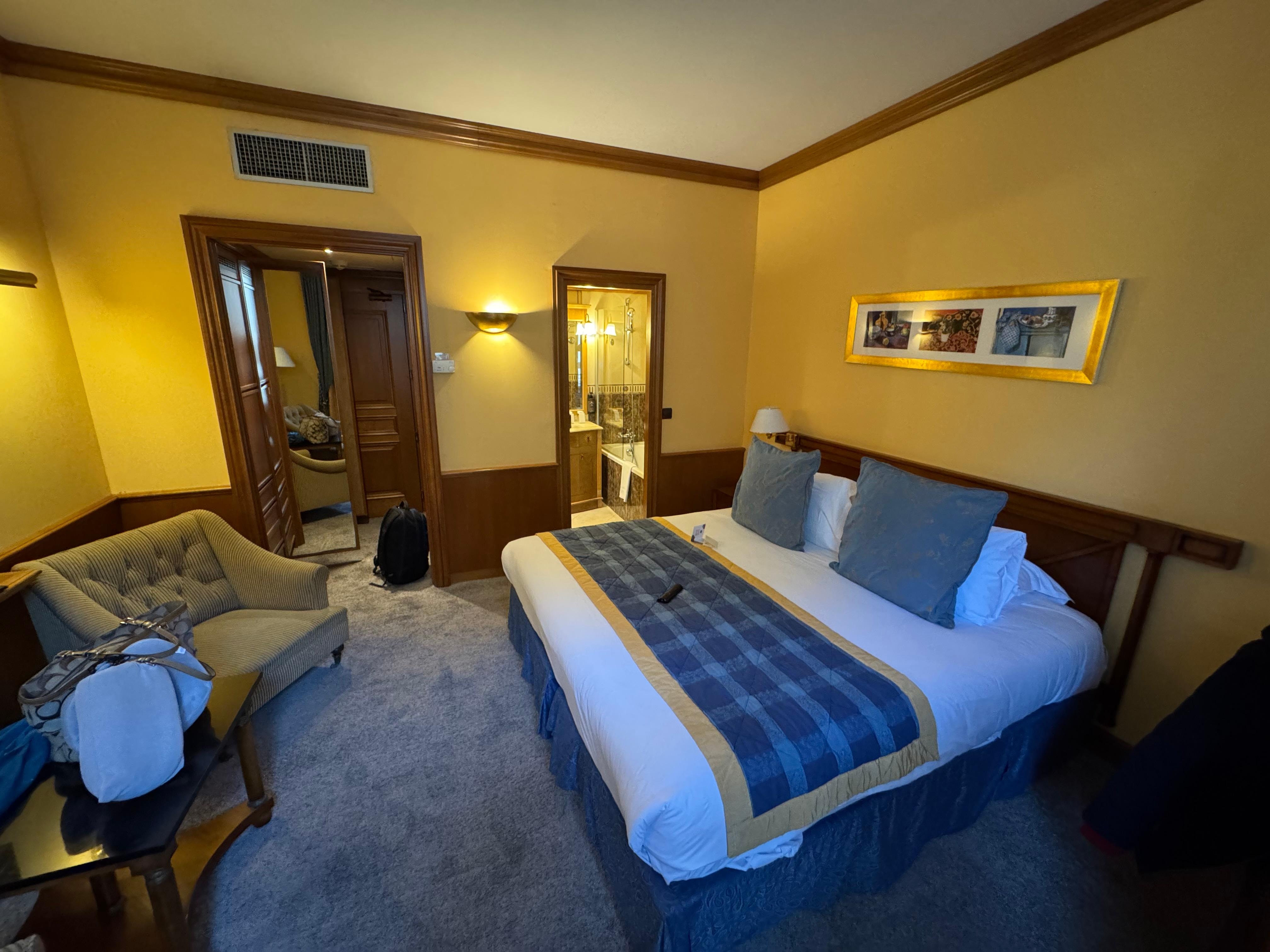 Classic room