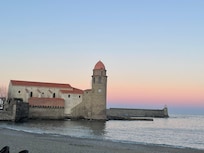 Sun goes down in Collioure