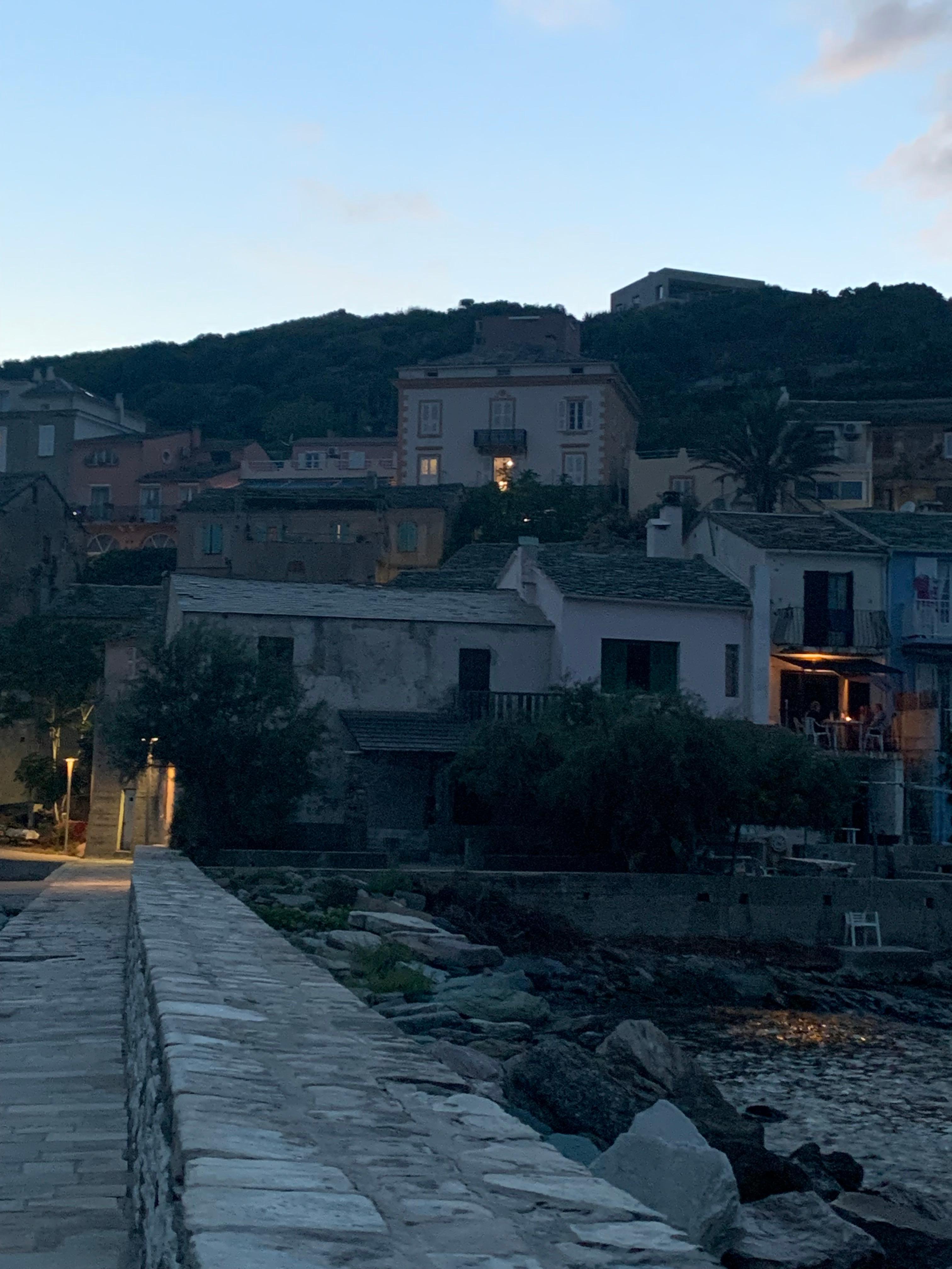 Vue de l hôtel du petit port 