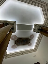 Il soffitto della sala colazione