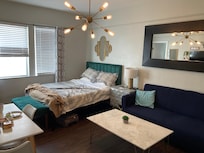 Zimmer mit 1,5 m Queenbed